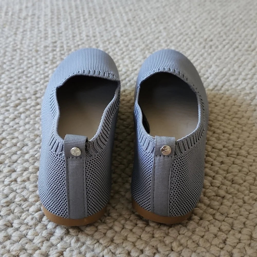 Danskin Blue Flats size 6.5 NWT - Picture 3 of 5